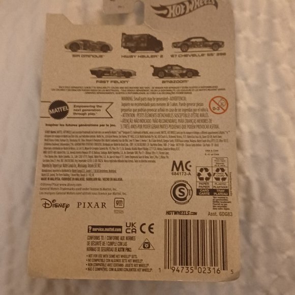 NEW HOT WHEELS  DIECAST  CARS LIGHTYEAR - Picture 5 of 5